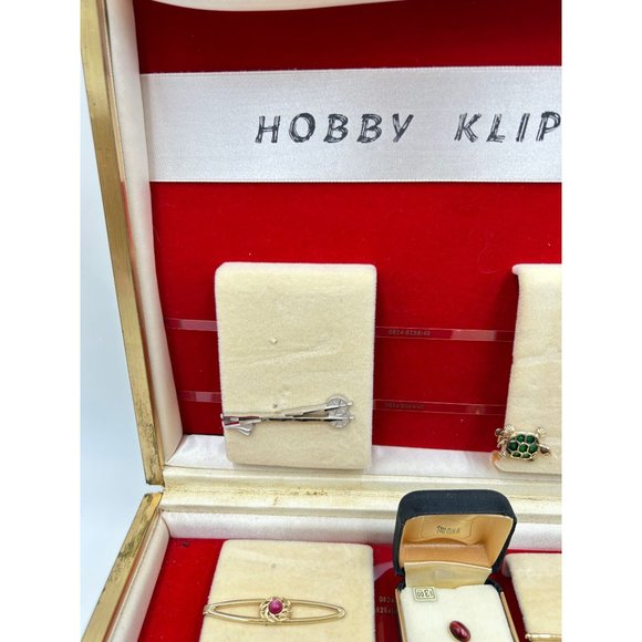 Vintage SWANK Men Accessories Collection Salesman Case 31 Pieces New Old Stock - Picture 7 of 15